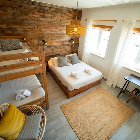 Vandrerhjem Alex Surf *