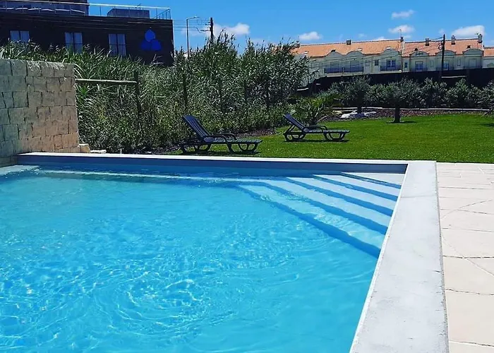 Alex Surf אכסניה *