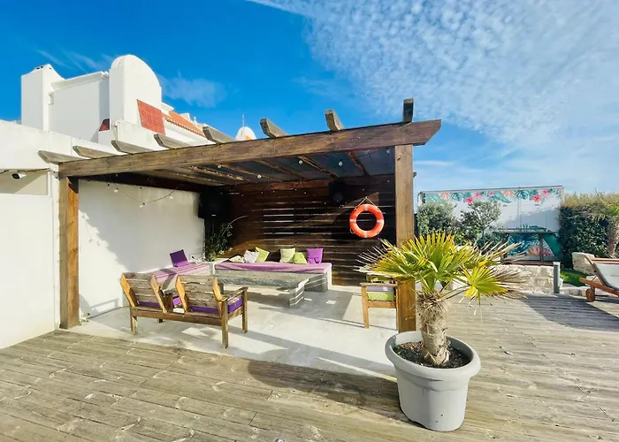 אכסניה Alex Surf *