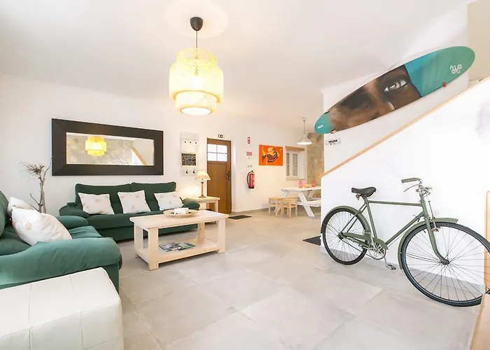 Alex Surf בליאל