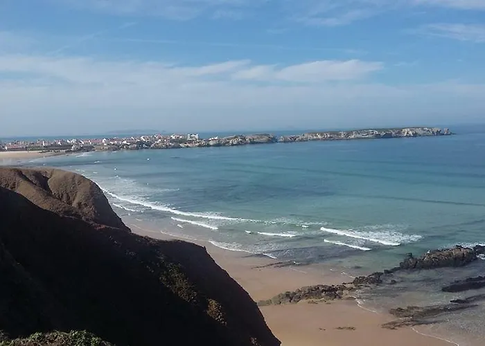 Alex Surf אכסניה בליאל