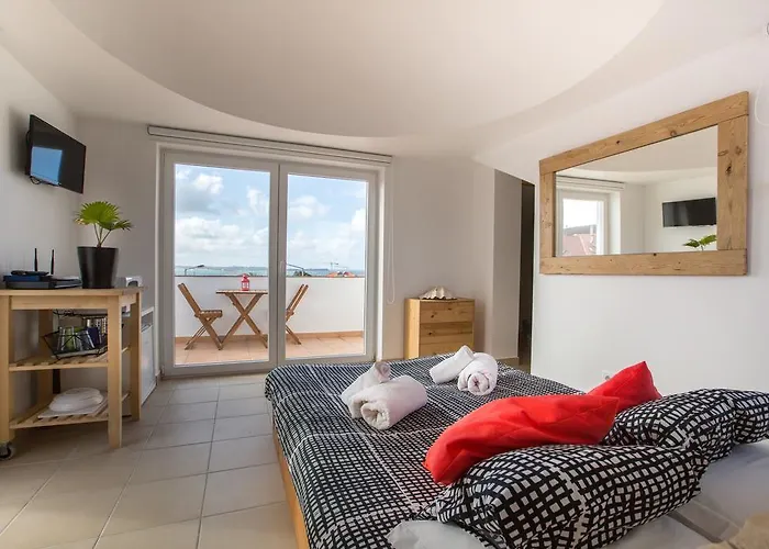 אכסניה Alex Surf